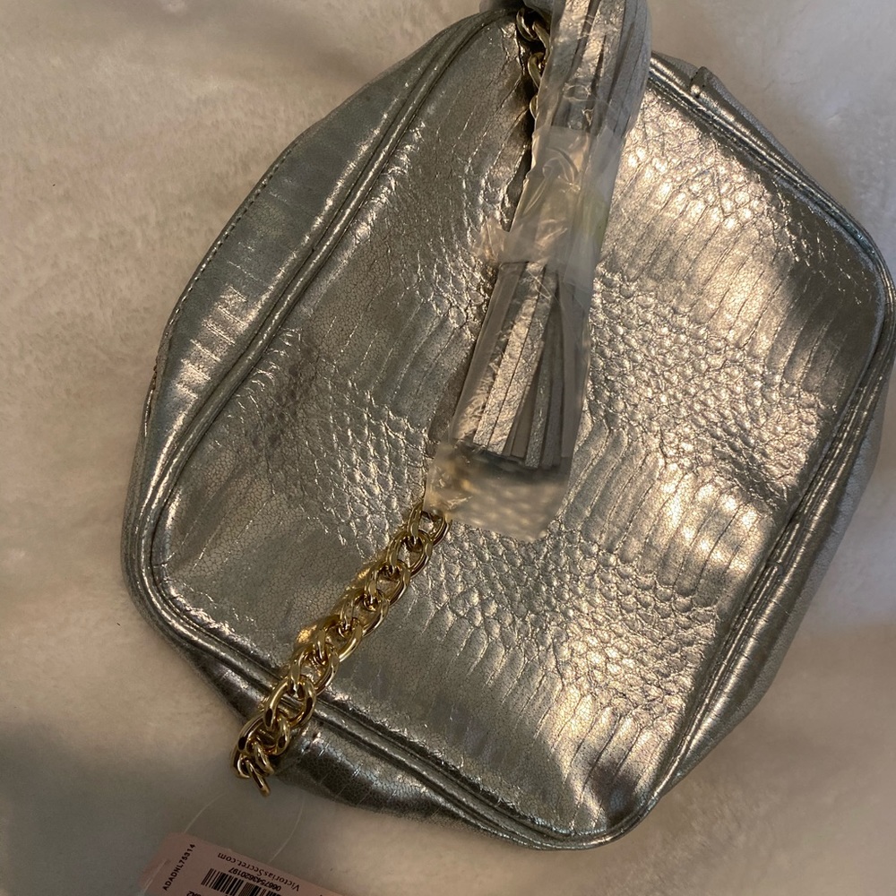 Victoria’s Secret Purse- NWT - Picture 4 of 8